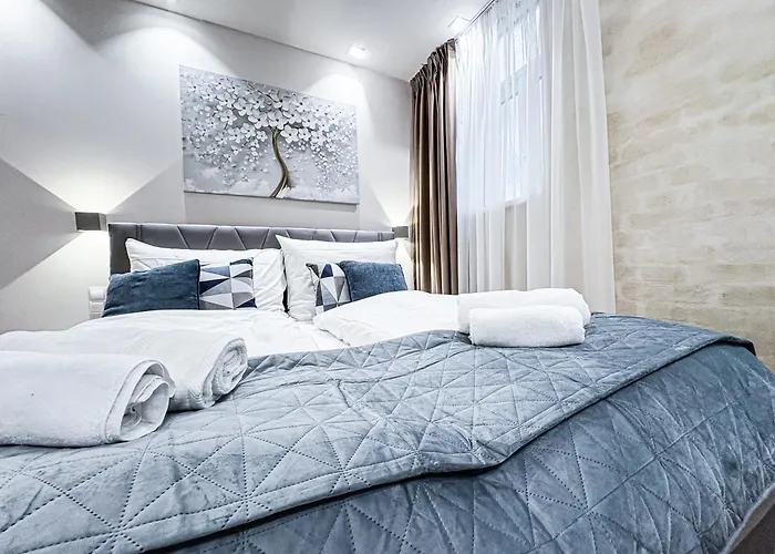 Apartment 1 Bdr - Silver, Right Near Schoenbrunn Palace