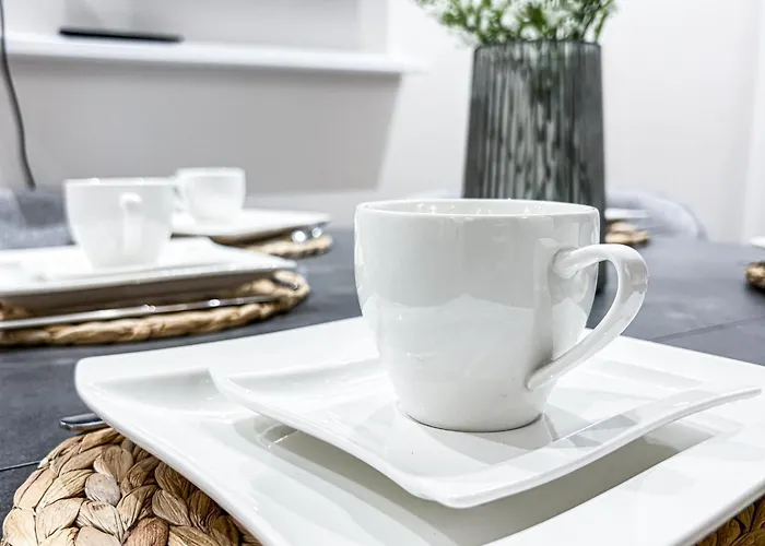 Apartment 1 Bdr - Silver, Right Near Schoenbrunn Palace *
